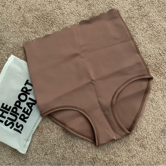 Bao Bei Intimates & Sleepwear Bao Bei Maternity Postpartum Support